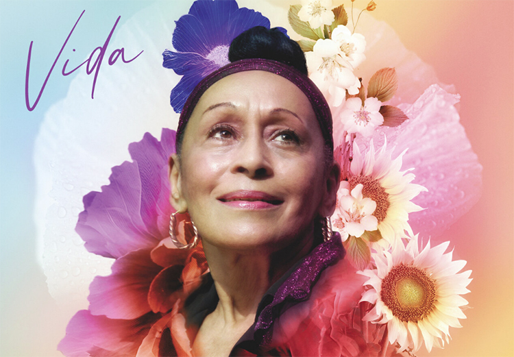 Dünyanın en harika kadınlarından, hayatın anlamını hepimizden fazla bilen 93 yaşındaki Cuban efsanesi Omaro Portuondo yeni albümü "Vida"yı yayınladı