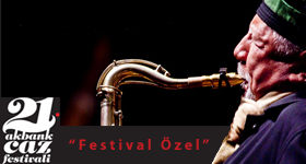21. Akbank Caz Festivali`nin en önemli konserlerinden Charles Lloyd ve New Quartet`i Yaprak Melike Uyar`ın kaleminden okuyoruz