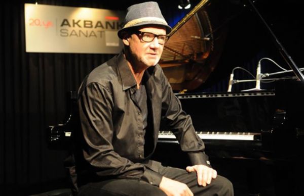 Akbank Sanat Piyano Günleri`nde Jon Balke`den hüzün temalı bir İstanbul konseri...